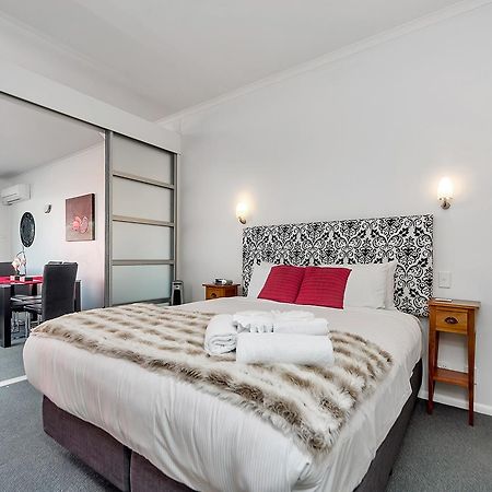 Qv Private Airconditioned Waterfront Apartment - 423 Окленд Экстерьер фото